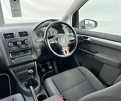 2012 Volkswagen Touran we finance - Image 9/10