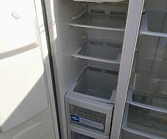 Beko american fridge - Image 4/4