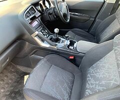 2011 Peugeot 3008