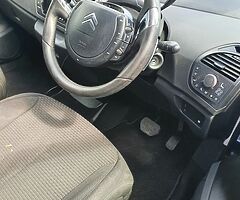 Automatic Citroen C4 2010 7Seater 1.6hdi
Swap for smaller automatic. - Image 4/10