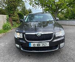 2010 Skoda Superb 1.9 TDI Ambition 5 Speed Manual Transmission