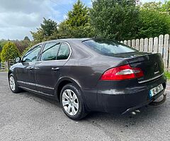 2010 Skoda Superb 1.9 TDI Ambition 5 Speed Manual Transmission - Image 3/9