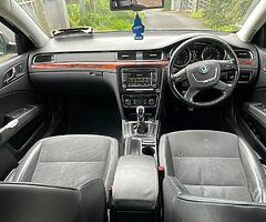 2010 Skoda Superb 1.9 TDI Ambition 5 Speed Manual Transmission - Image 7/9