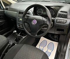 2010 Fiat Punto 1.2 Petrol - Image 6/10