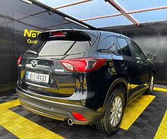 2015 Mazda CX-5 SKYACTIV Technology Black - Image 3/10
