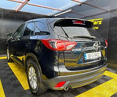 2015 Mazda CX-5 SKYACTIV Technology Black - Image 5/10