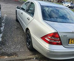 2003 Mercedes-Benz C-Class - Image 3/5