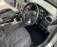 2010 Ford Focus Zetec *low mileage* - Image 6/10
