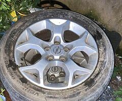 Astra alloys new tires - Image 4/4