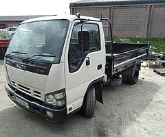 07 Isuzu twin wheel tipper for sale - Image 3/10