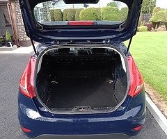 FORD FIESTA VAN..1.6 DIESEL.  LOW MILES - Image 6/10