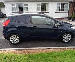 FORD FIESTA VAN..1.6 DIESEL.  LOW MILES - Image 10/10