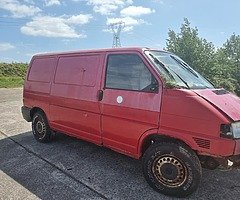 Vw transporter,   4x4  2.5 tdi engine,