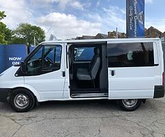FORD TRANSIT CREW CAB 6 SEATER VAN 2.2 NEW DOE - Image 4/10
