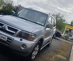 06 mitsubishi pajero 5 seater crewcab €333 tax - Image 6/7