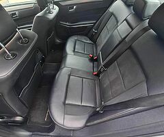 2014 Mercedes-Benz E-Class - Image 9/10