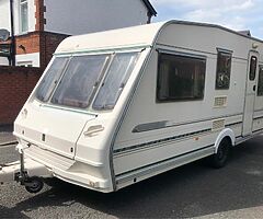 2001 Abbey Caravan 4/5 Berth