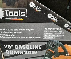 BRAND NEW 20" CHAINSAW FOR SALE