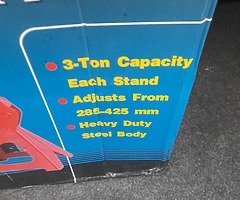 BRAND NEW 3TON JACK STANDS
