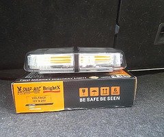 BRAND NEW SNAP-MAC AMBER BEACON LIGHT