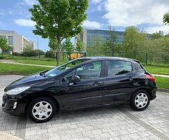 2008 Peugeot 308 1.6hdi diesel
5 speed manual 
With only 88000 miles✅ - Image 8/10