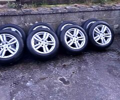 Audi Vw 17inch genuine alloy wheels with good tyres for sale
