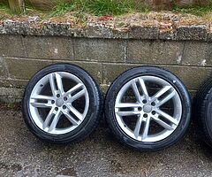Audi A6 sline 18inch genuine alloy wheels with good tyres for sale