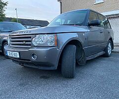 2008 Range Rover 3.6 V8 Hse .5 seater crew cab .Tax 333e .Price is 9950euro