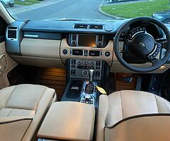 2008 Range Rover 3.6 V8 Hse .5 seater crew cab .Tax 333e .Price is 9950euro