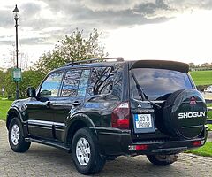 Mitsubishi Pajero 3.2 Warrior New Doe Automatic - Image 6/8