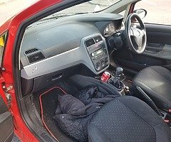 Fiat Punto ( Taxed & NCT ) - Image 8/10