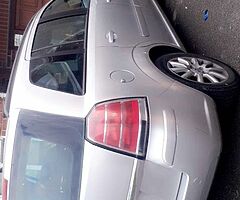7 seater car