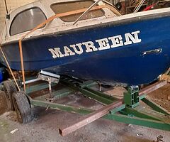 Boat motor and trailer - Image 3/3