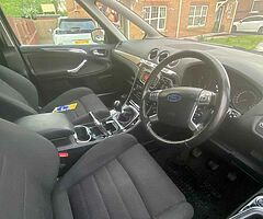 2011 Ford S-Max