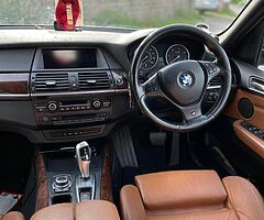 BMW X5 M 2010 - Image 8/8
