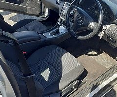 Mercedes Benz - Image 8/10
