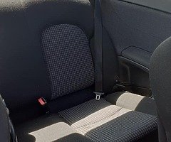 Mercedes Benz - Image 9/10