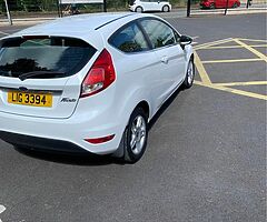 2013 Ford Fiesta - Image 4/10