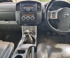 2011 nissan navara crewcab 4x4 - Image 6/8