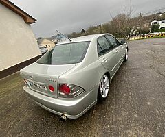 Is200 - Image 5/9