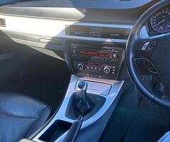 BMW 320d - Image 4/9