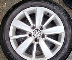 gold mk6 alloy wheels set of 3 come with tyres
