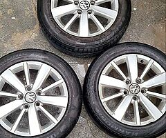 gold mk6 alloy wheels set of 3 come with tyres
