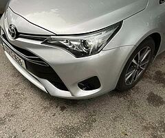 172 Toyota Avensis - Image 6/8