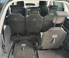 Citroen C4 2010 7seater automatic gearbox fresh NCT till jun 2023 low tax per year just 280€ - Image 3/9