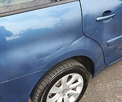 Citroen C4 2010 7seater automatic gearbox fresh NCT till jun 2023 low tax per year just 280€ - Image 4/9