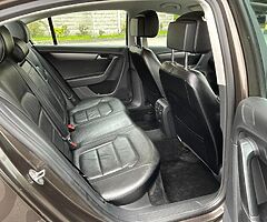 WV PASSAT 2.0 diesel Executive model - Image 8/10