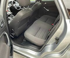 Ford mondeo 2.0 Diesel Titanium - Image 6/9