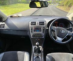 131 Toyota Avensis Overmount Estate ( high spec  ) - Image 7/10