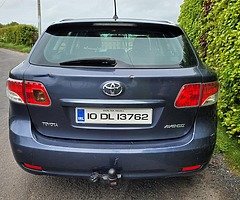 2010 Toyota Avensis Estate 2.0 Diesel 270 Road Tax Per Year - Image 4/10
